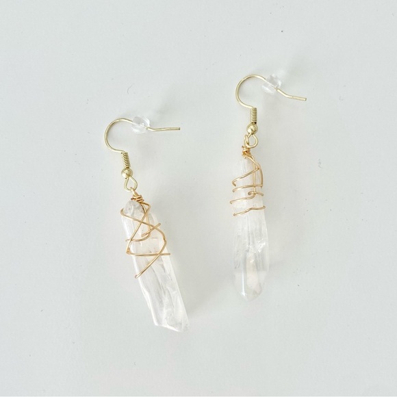 Clear Crystal Earrings - Picture 4 of 6